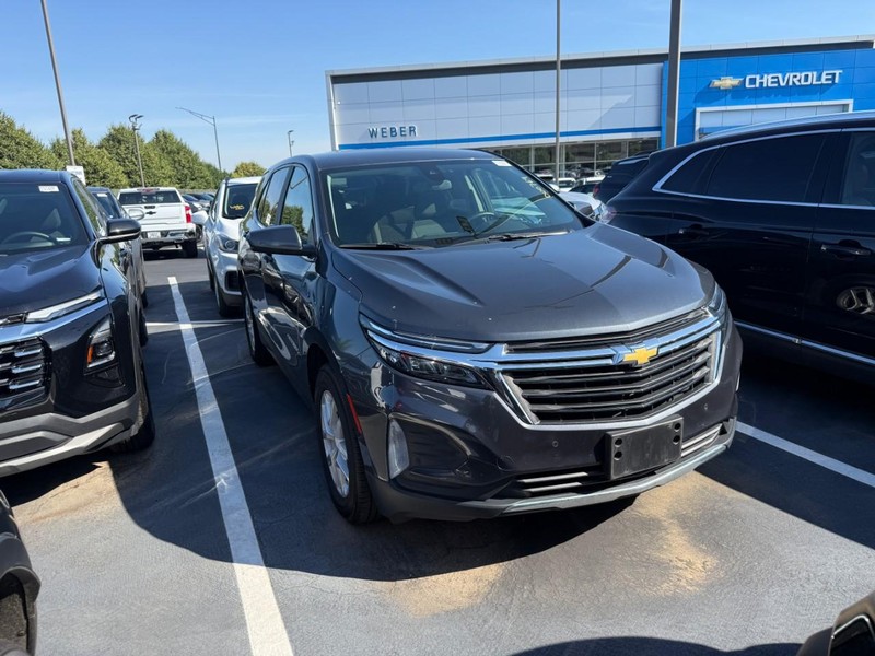 Chevrolet Equinox Vehicle Full-screen Gallery Image 3
