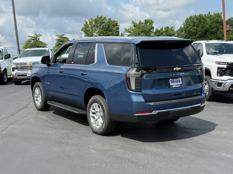 Chevrolet Tahoe Vehicle Full-screen Gallery Image 3