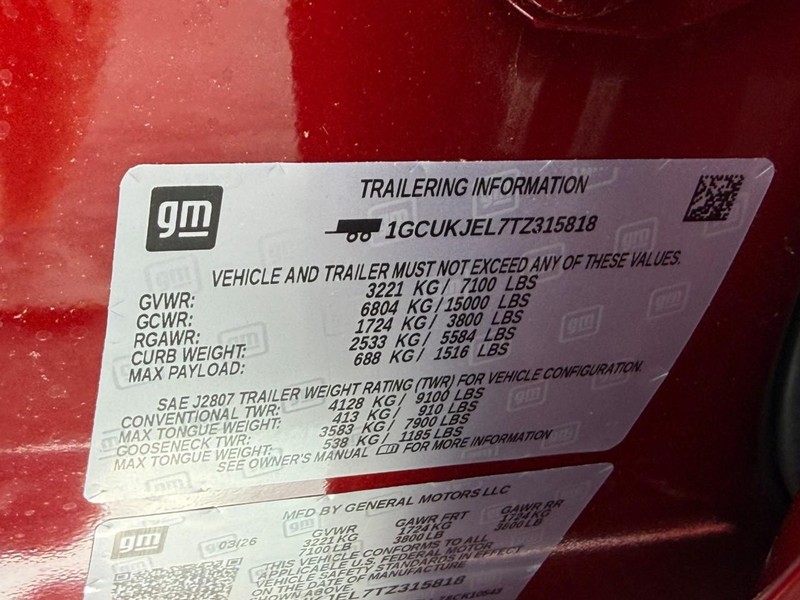 Chevrolet Silverado 1500 Vehicle Full-screen Gallery Image 19
