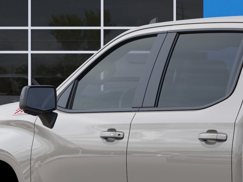 Chevrolet Silverado 1500 Vehicle Full-screen Gallery Image 12