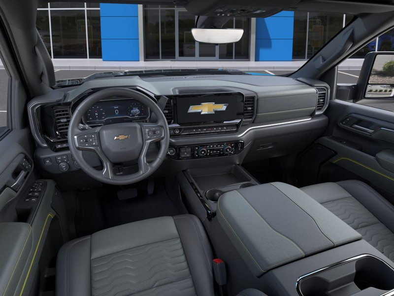 Chevrolet Silverado 2500HD Vehicle Full-screen Gallery Image 15