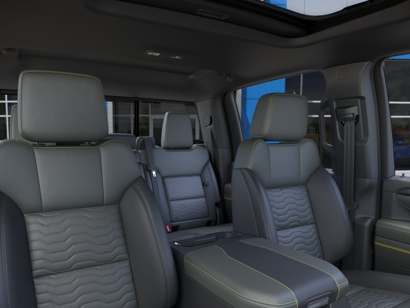 Chevrolet Silverado 2500HD Vehicle Full-screen Gallery Image 24