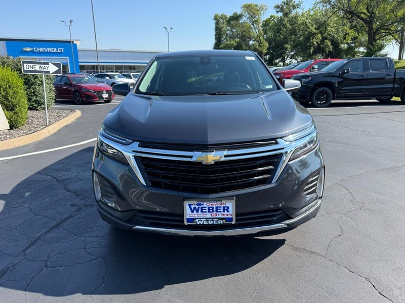 Chevrolet Equinox Vehicle Full-screen Gallery Image 10