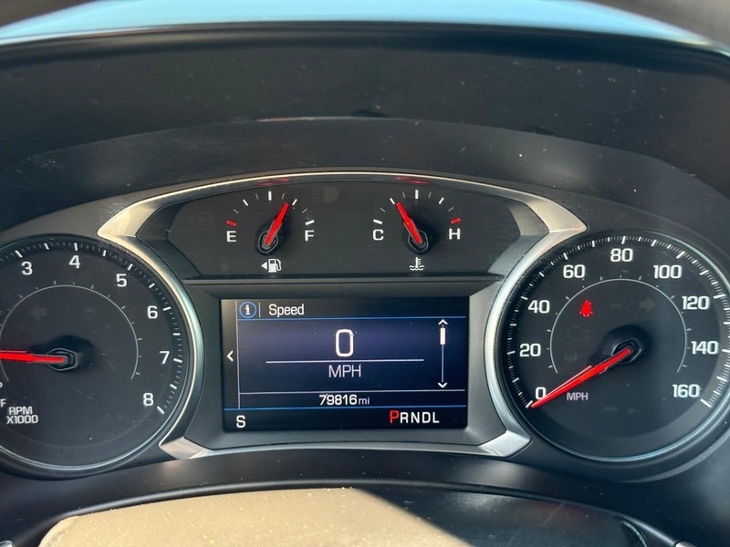 Chevrolet Equinox Vehicle Full-screen Gallery Image 21