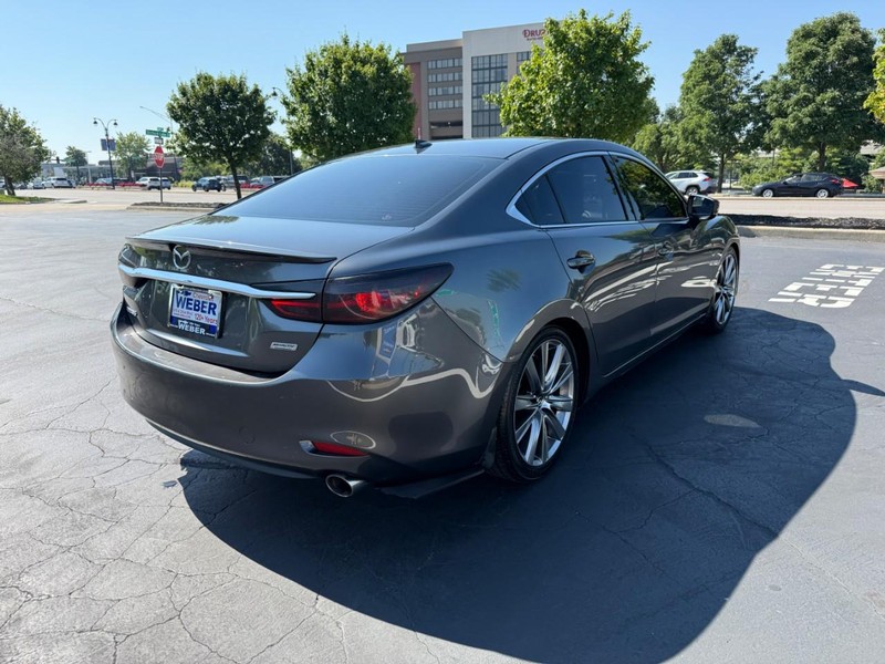 Mazda MAZDA6 Vehicle Full-screen Gallery Image 8
