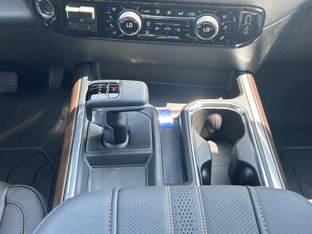 2026 Chevrolet Silverado 1500 High Country - Photo 10