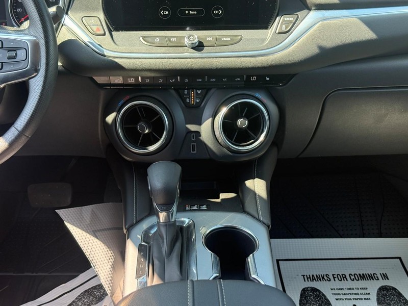 Chevrolet Blazer Vehicle Full-screen Gallery Image 14