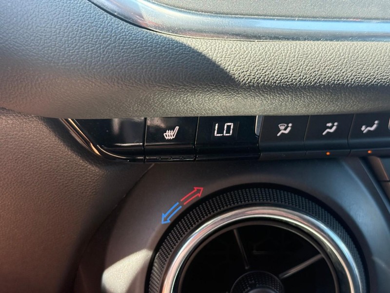 Chevrolet Blazer Vehicle Full-screen Gallery Image 21