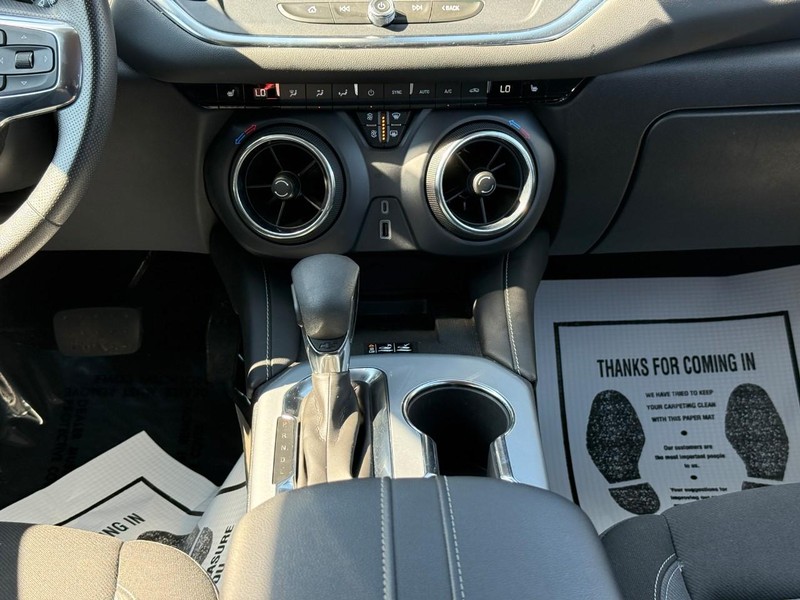 Chevrolet Blazer Vehicle Full-screen Gallery Image 15