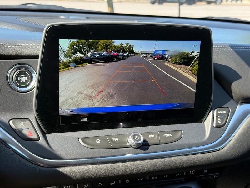 Chevrolet Blazer Vehicle Full-screen Gallery Image 23
