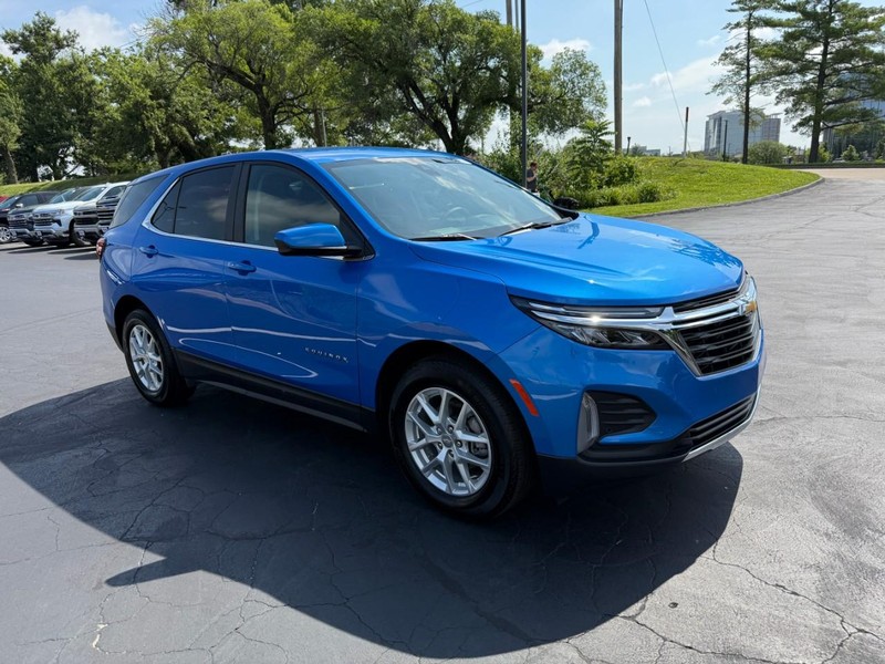 Chevrolet Equinox Vehicle Full-screen Gallery Image 8