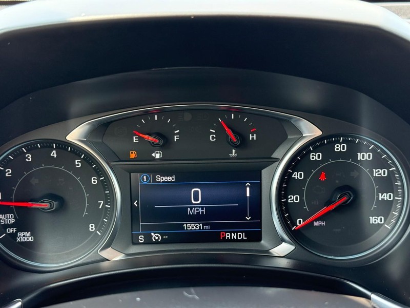 Chevrolet Equinox Vehicle Full-screen Gallery Image 18