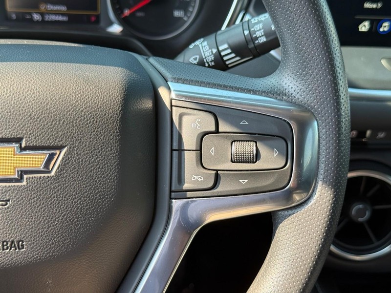 Chevrolet Blazer Vehicle Full-screen Gallery Image 17