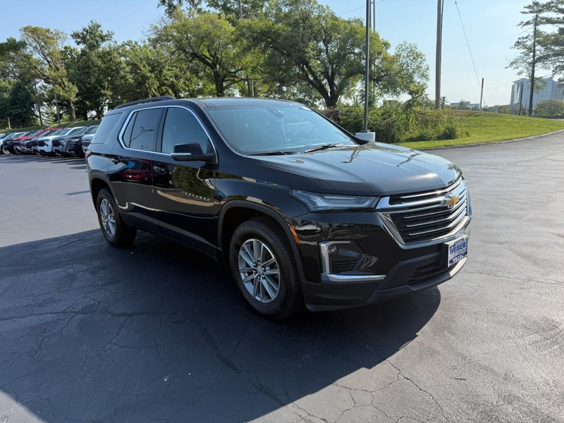 Chevrolet Traverse Vehicle Full-screen Gallery Image 8