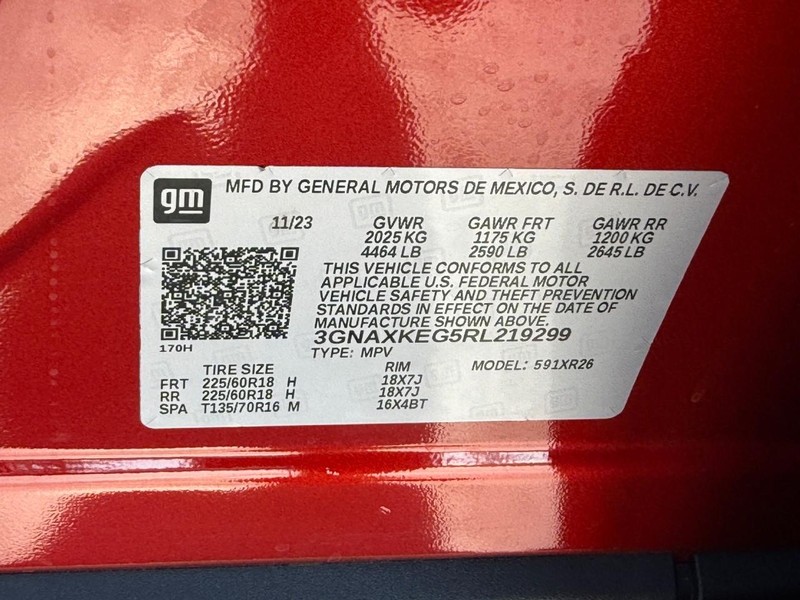 Chevrolet Equinox Vehicle Full-screen Gallery Image 24