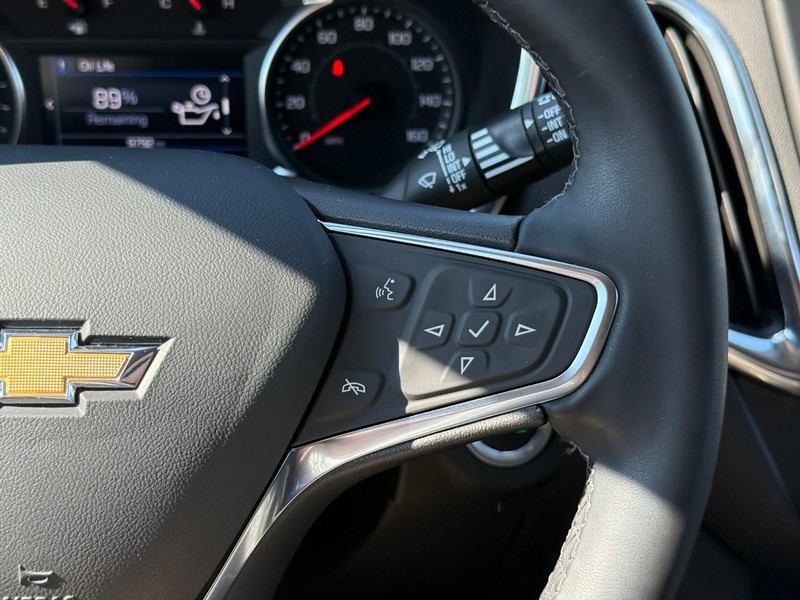 Chevrolet Equinox Vehicle Full-screen Gallery Image 20