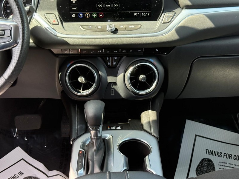 Chevrolet Blazer Vehicle Full-screen Gallery Image 14