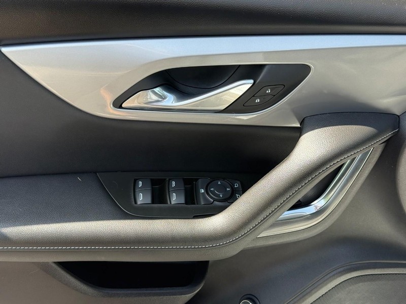 Chevrolet Blazer Vehicle Full-screen Gallery Image 16