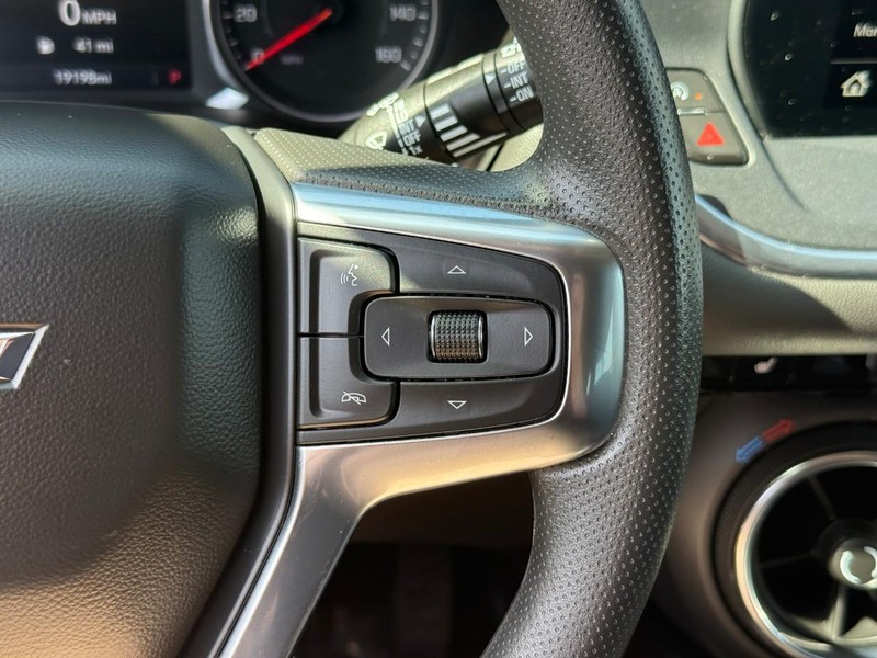 Chevrolet Blazer Vehicle Full-screen Gallery Image 19