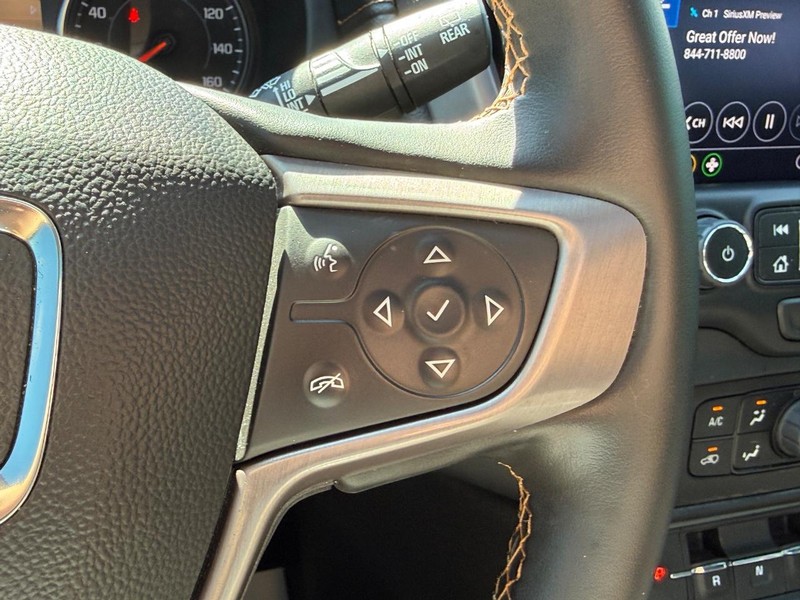 GMC Terrain Vehicle Full-screen Gallery Image 20