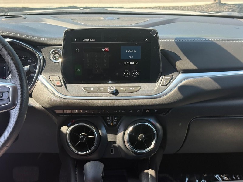 Chevrolet Blazer Vehicle Full-screen Gallery Image 13