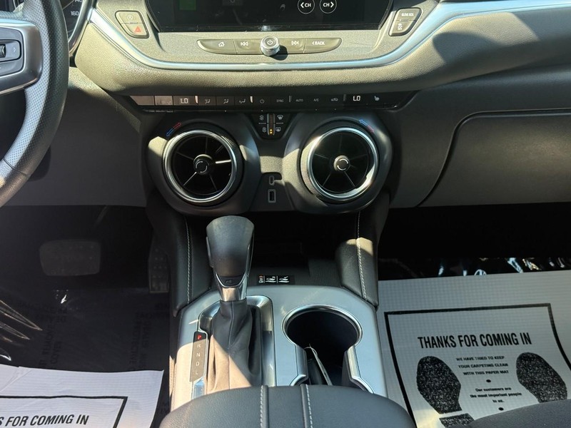 Chevrolet Blazer Vehicle Full-screen Gallery Image 14