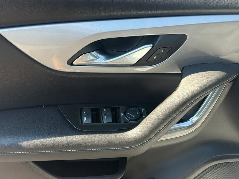 Chevrolet Blazer Vehicle Full-screen Gallery Image 15