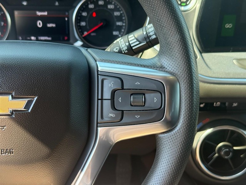 Chevrolet Blazer Vehicle Full-screen Gallery Image 19