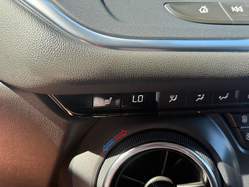 Chevrolet Blazer Vehicle Full-screen Gallery Image 21