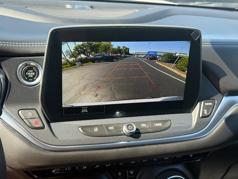 Chevrolet Blazer Vehicle Full-screen Gallery Image 22