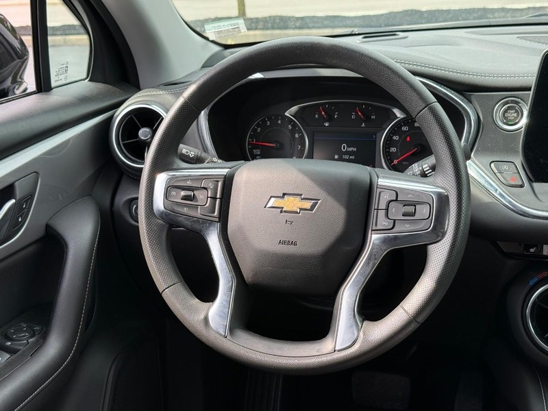 Chevrolet Blazer Vehicle Full-screen Gallery Image 12