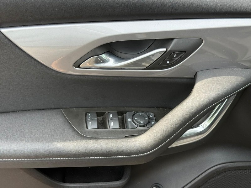 Chevrolet Blazer Vehicle Full-screen Gallery Image 15