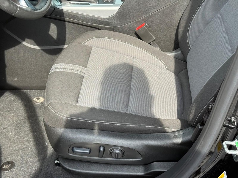 Chevrolet Blazer Vehicle Full-screen Gallery Image 16