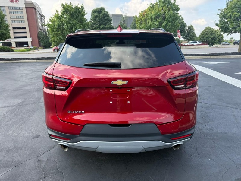Chevrolet Blazer Vehicle Full-screen Gallery Image 6