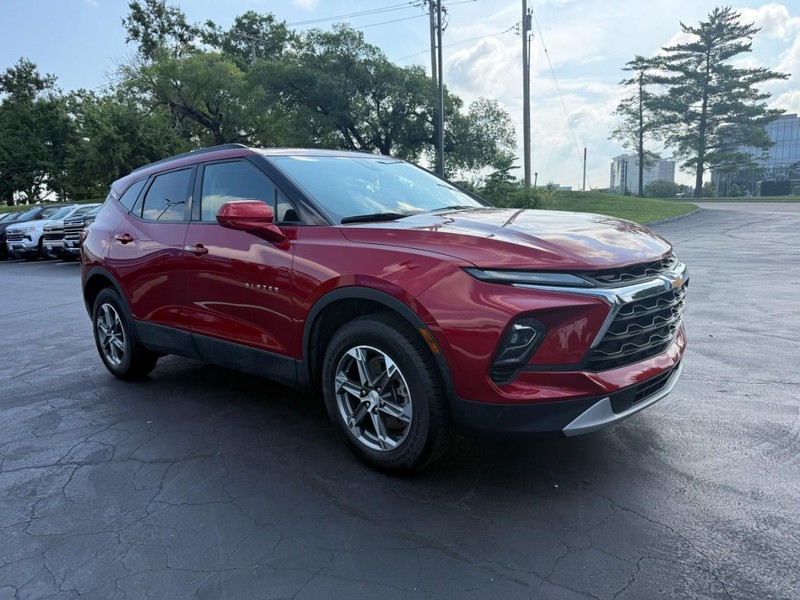 Chevrolet Blazer Vehicle Full-screen Gallery Image 7