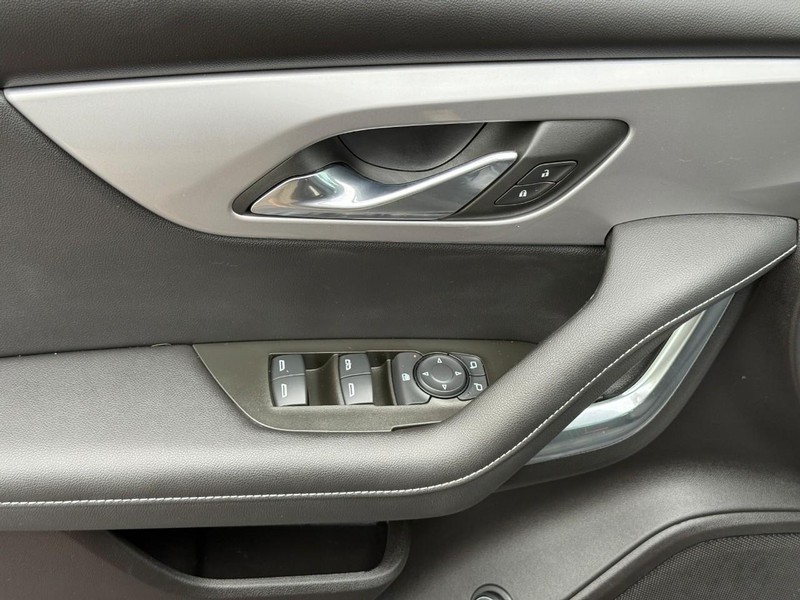 Chevrolet Blazer Vehicle Full-screen Gallery Image 14