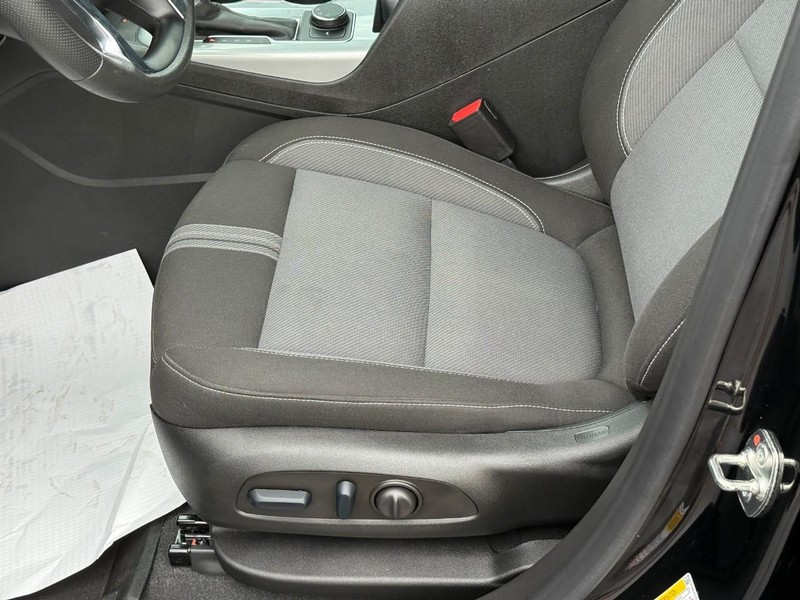 Chevrolet Blazer Vehicle Full-screen Gallery Image 15