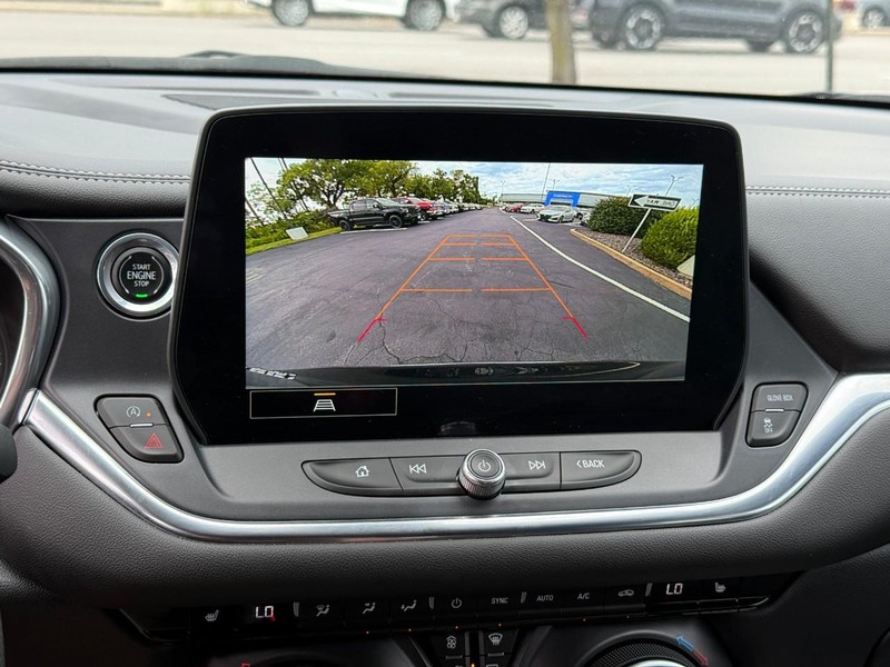 Chevrolet Blazer Vehicle Full-screen Gallery Image 22