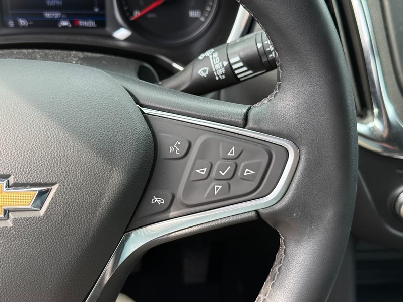 Chevrolet Equinox Vehicle Full-screen Gallery Image 20