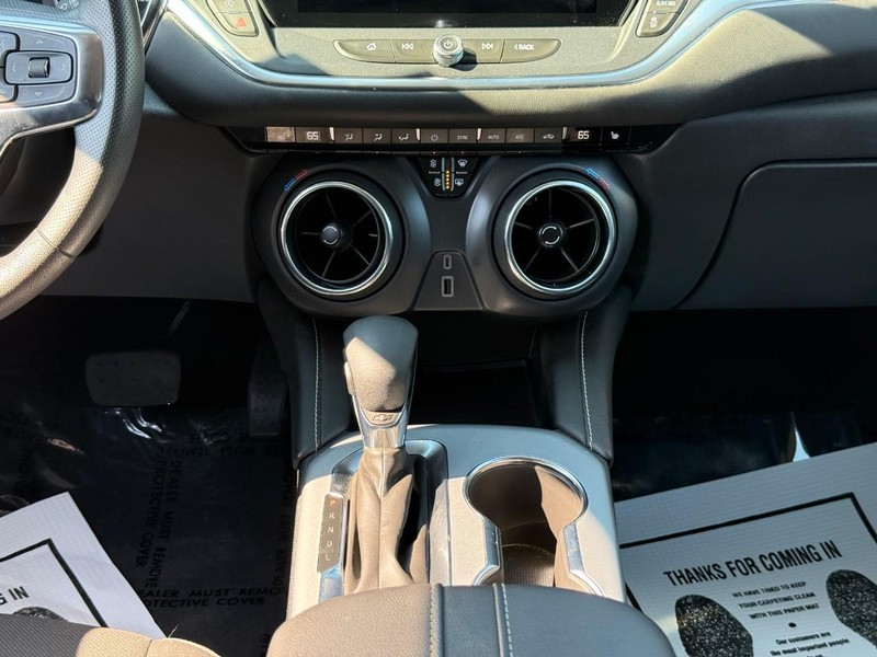 Chevrolet Blazer Vehicle Full-screen Gallery Image 13