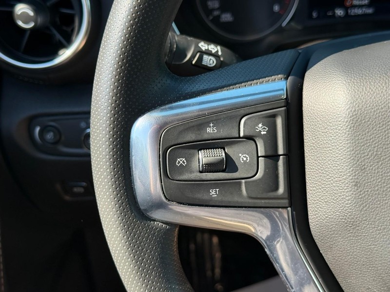 Chevrolet Blazer Vehicle Full-screen Gallery Image 17