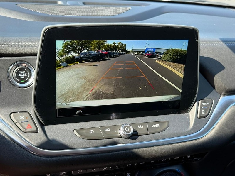 Chevrolet Blazer Vehicle Full-screen Gallery Image 21