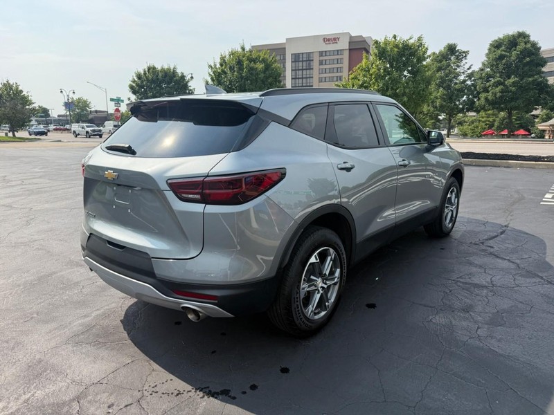 Chevrolet Blazer Vehicle Full-screen Gallery Image 07