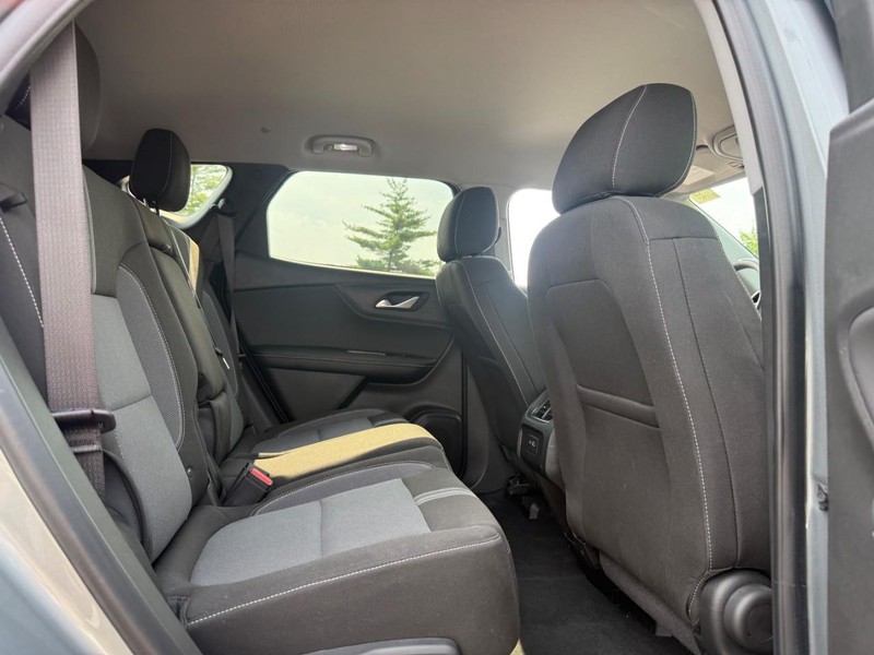 Chevrolet Blazer Vehicle Full-screen Gallery Image 10