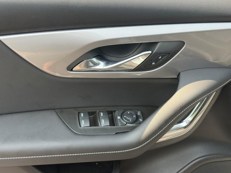Chevrolet Blazer Vehicle Full-screen Gallery Image 15