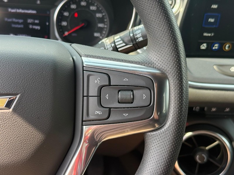 Chevrolet Blazer Vehicle Full-screen Gallery Image 19