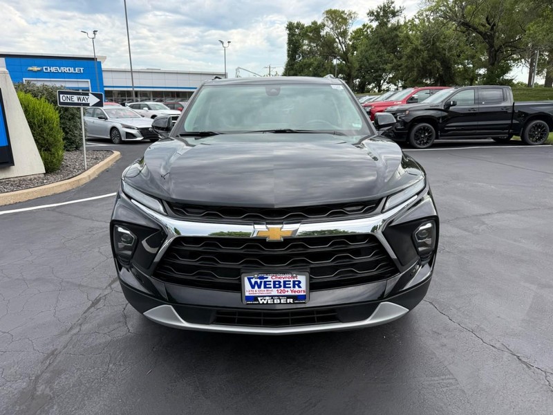 Chevrolet Blazer Vehicle Full-screen Gallery Image 09