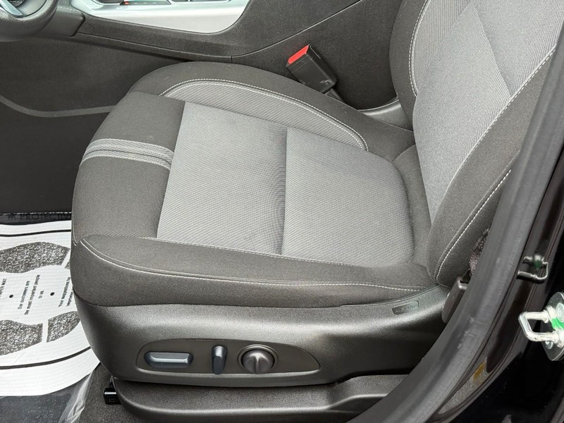 Chevrolet Blazer Vehicle Full-screen Gallery Image 16