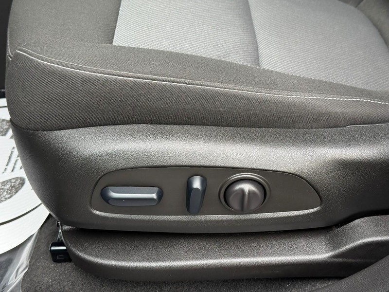 Chevrolet Blazer Vehicle Full-screen Gallery Image 17