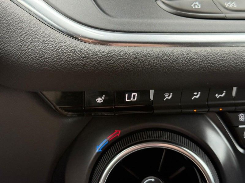 Chevrolet Blazer Vehicle Full-screen Gallery Image 22